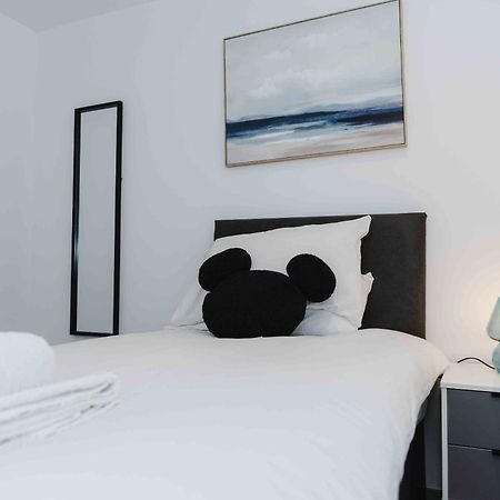 קינגסטון אפון הול Stunning Luxury Stay By Vichy מראה חיצוני תמונה