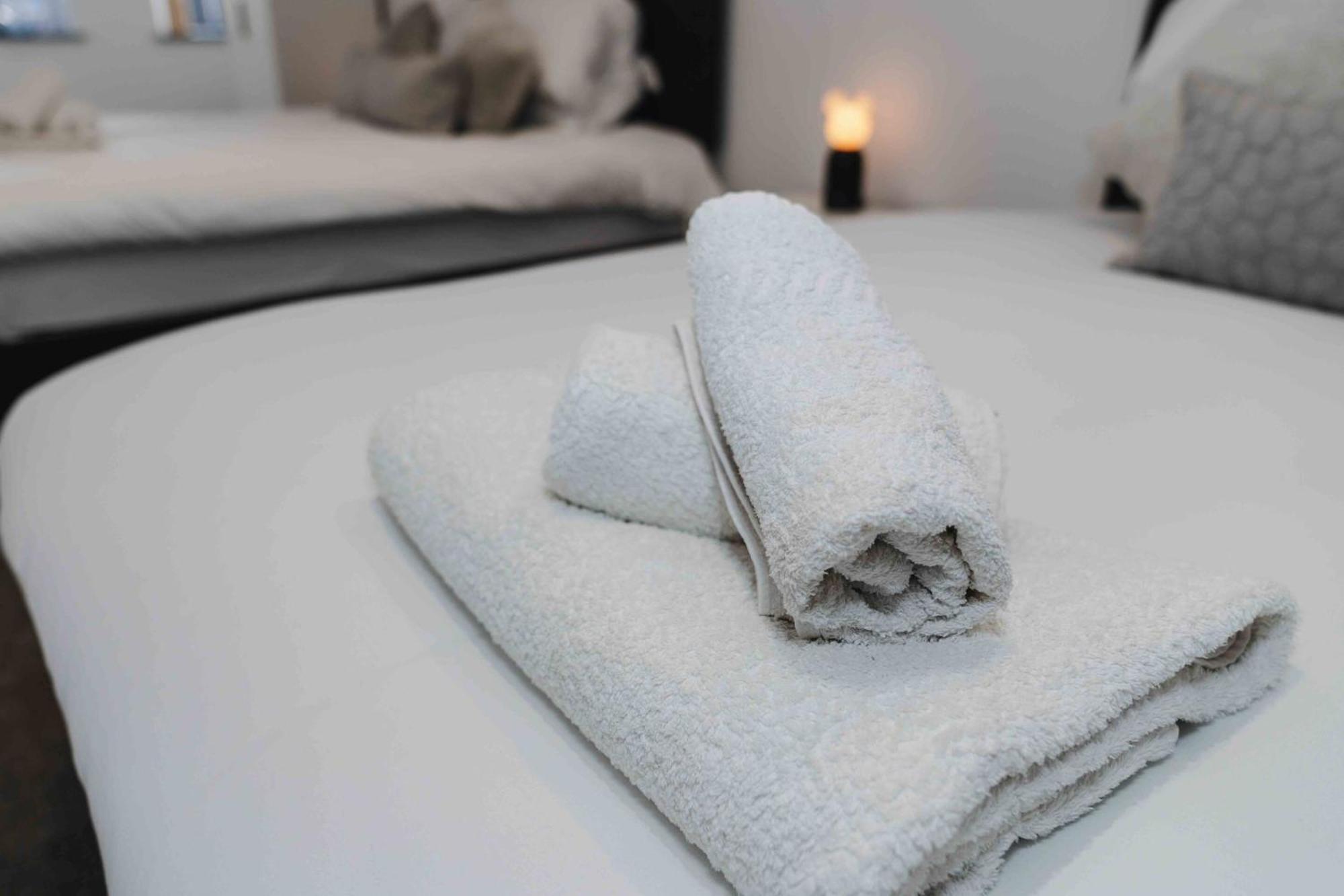 קינגסטון אפון הול Stunning Luxury Stay By Vichy מראה חיצוני תמונה