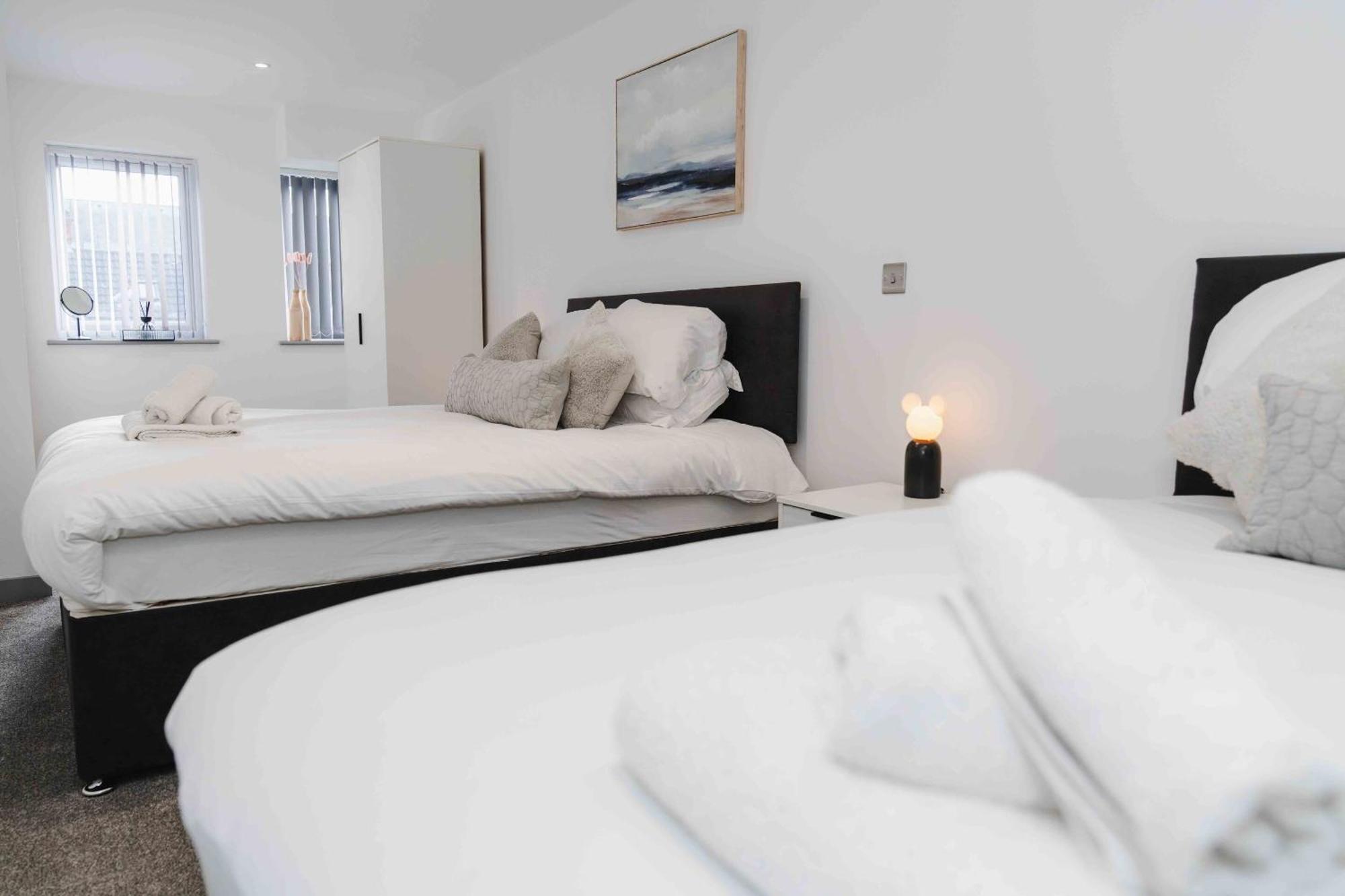 קינגסטון אפון הול Stunning Luxury Stay By Vichy מראה חיצוני תמונה