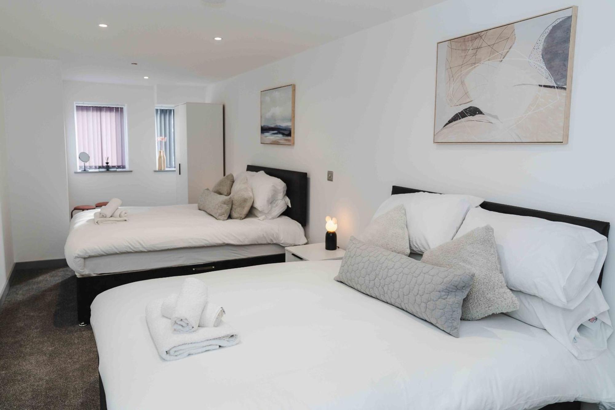 קינגסטון אפון הול Stunning Luxury Stay By Vichy מראה חיצוני תמונה
